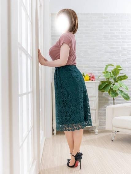 愛沢 めぐみ|ELEGANCEで評判の女の子