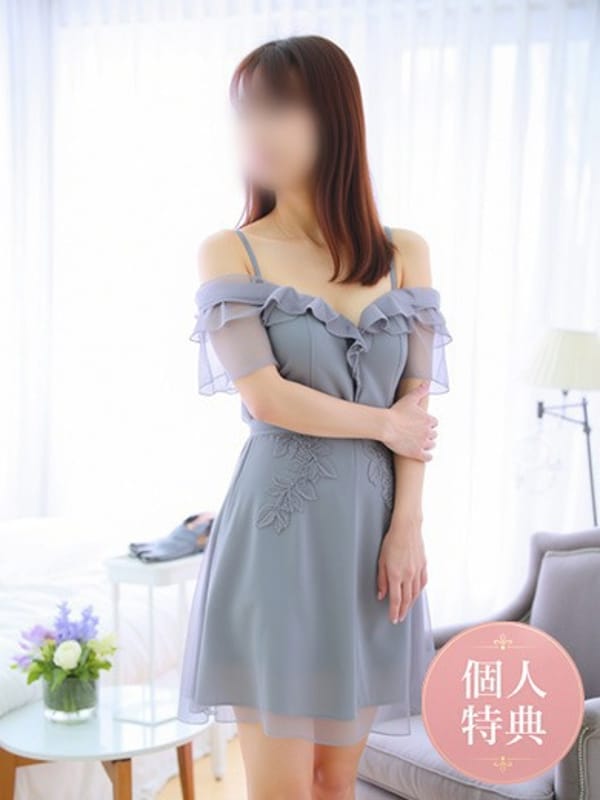 真白れな|ちょうどいい奥さんで評判の女の子
