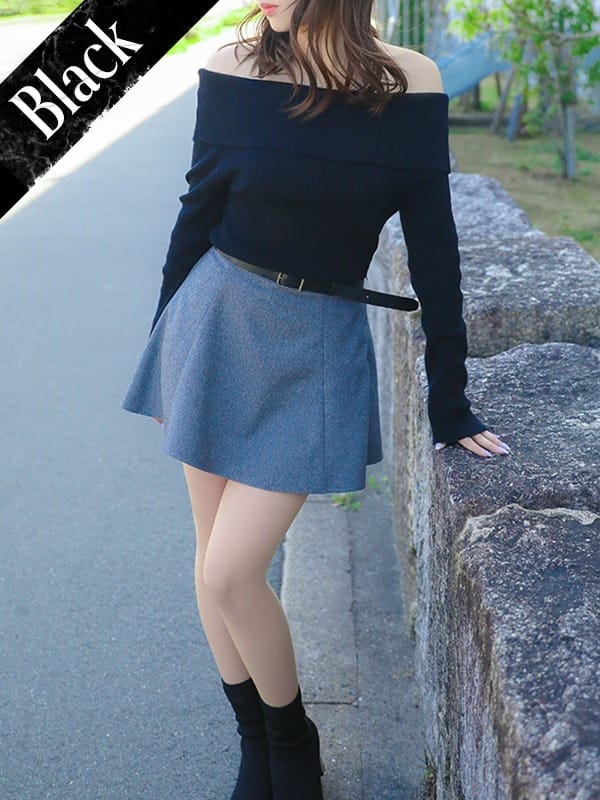 夜桜 三月【月夜に煌めく徒桜】