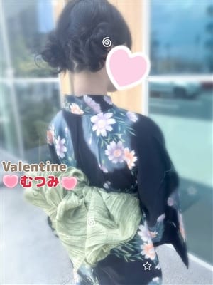 むつみ【♡完全地元のスレンダー美少女電】