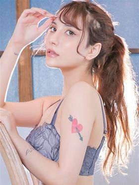 ジャスミン【美形すぎるハーフ】|八王子風俗で今すぐ遊べる女の子