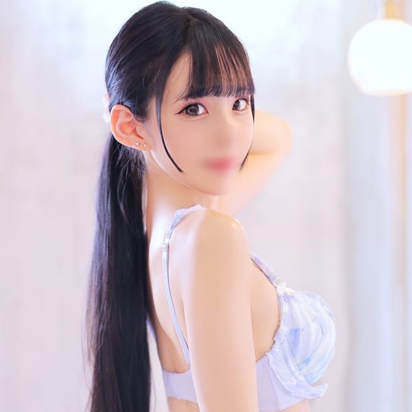 ねむ【完未の大学生のほぼ処女】