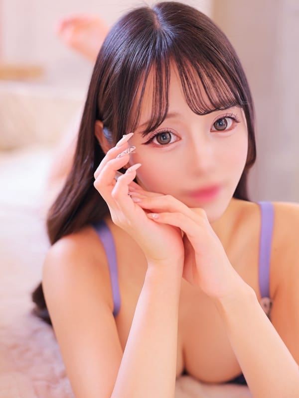 すう【激カワアイドル系美女】【細身美乳美少女】