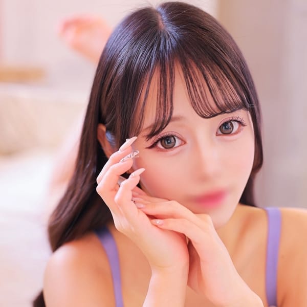 すう【激カワアイドル系美女】