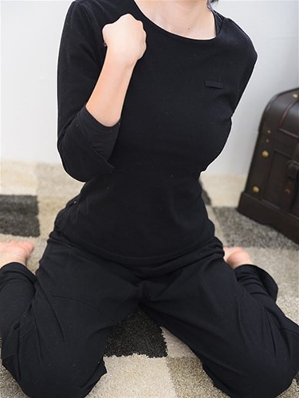 枢木那美(くるるぎ なみ)
