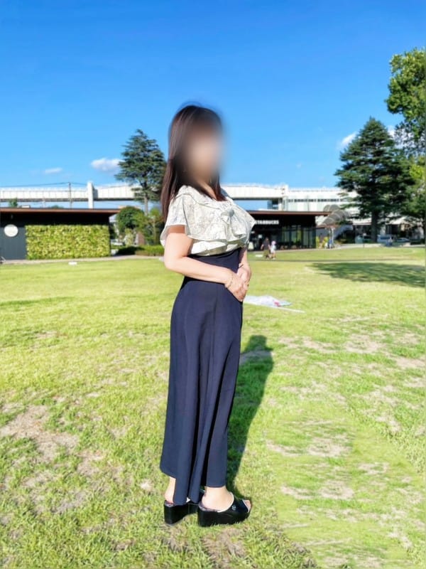 南野 あきら|千葉市内・栄町デリヘルで今すぐ遊べる女の子
