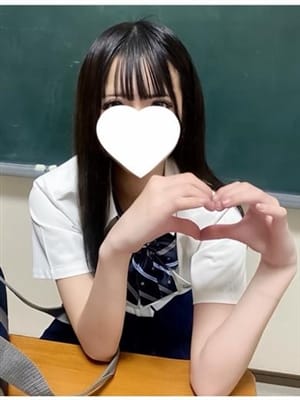 ゆうな　18歳