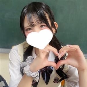 ゆうな　18歳