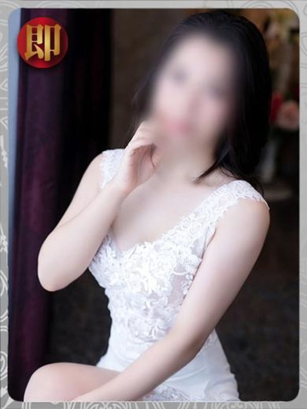 みなきあまな|KINDANでおすすめの女の子