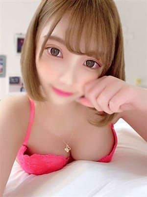 ふみの|即接吻だらけ淫口よだれ学園でおすすめの女の子