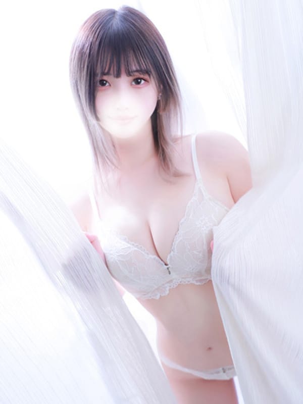 ゆゆ|ウルトラハピネスで評判の女の子