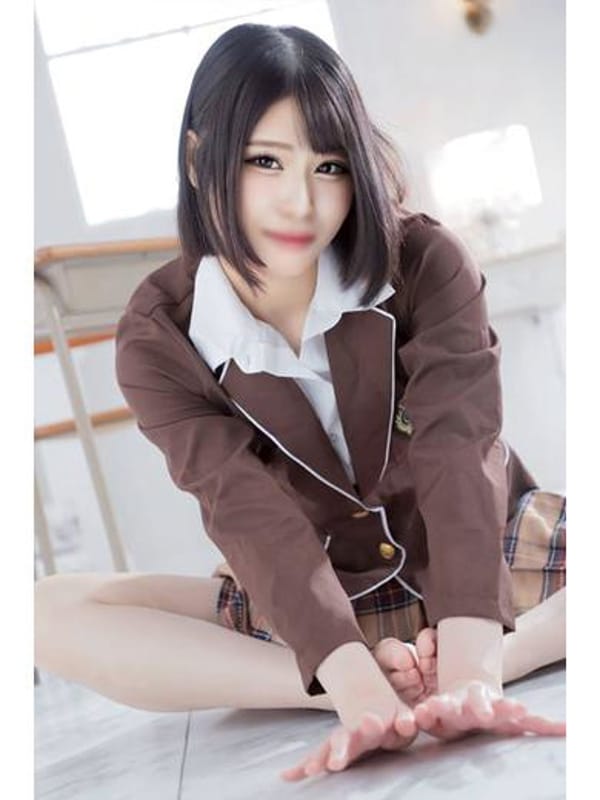 W.栄川うい