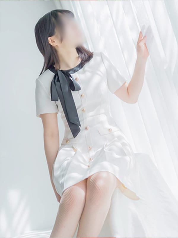 レナ/Rena|英國屋でおすすめの女の子