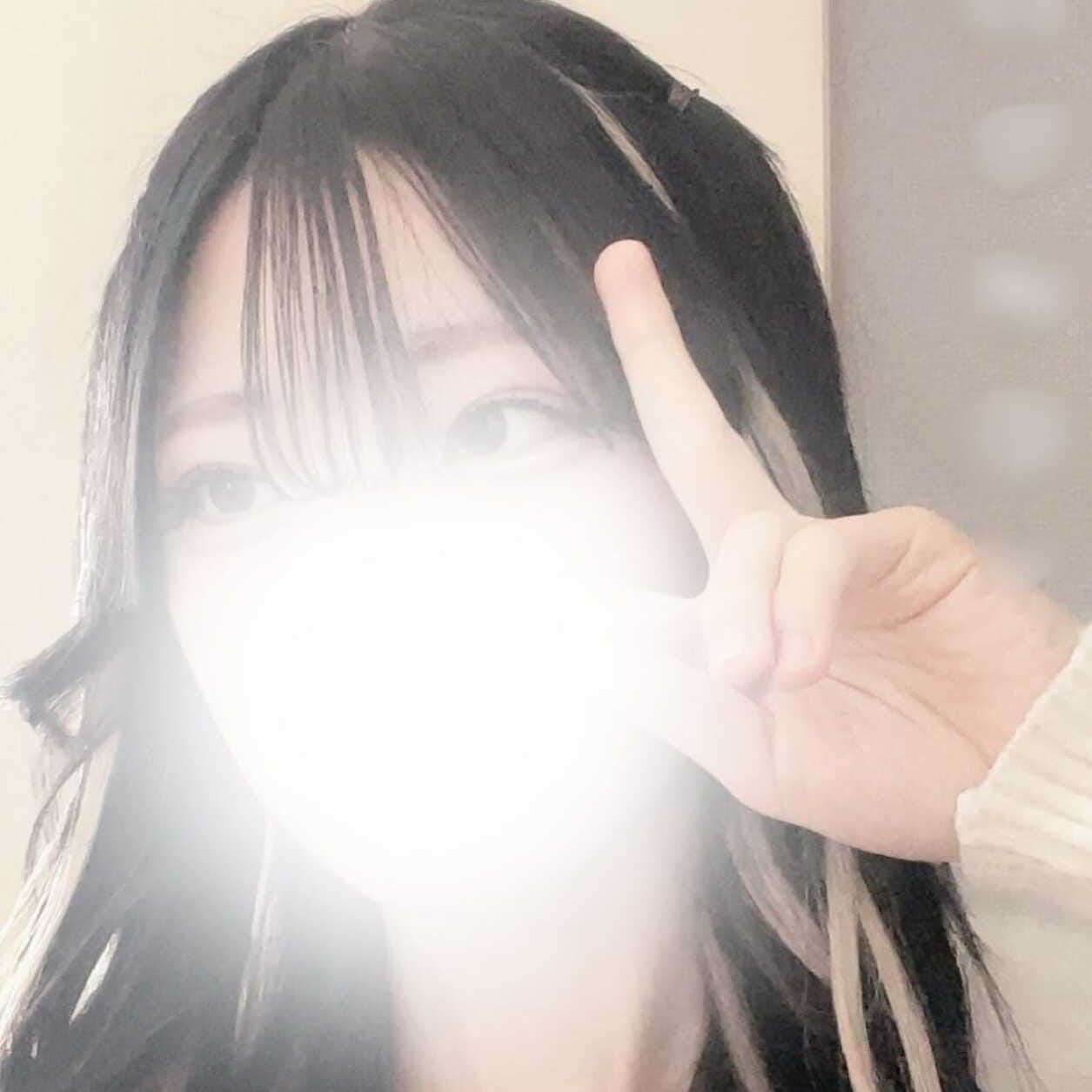 せしる【小悪魔系スレンダー美少女】 | エモーション(町田)