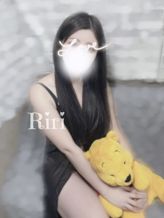 りり|エモーションでおすすめの女の子