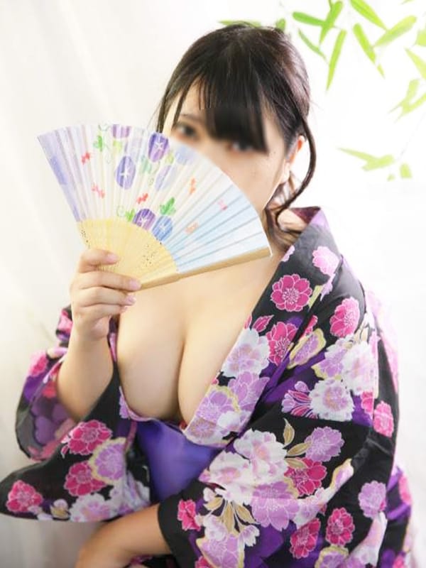 りん|栃木小山ちゃんこで評判の女の子