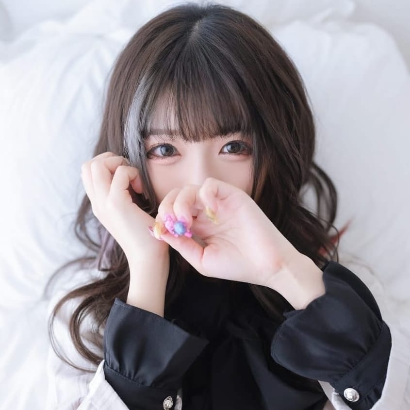 すず | 現役女子大生パパ活サークル(新橋・汐留)