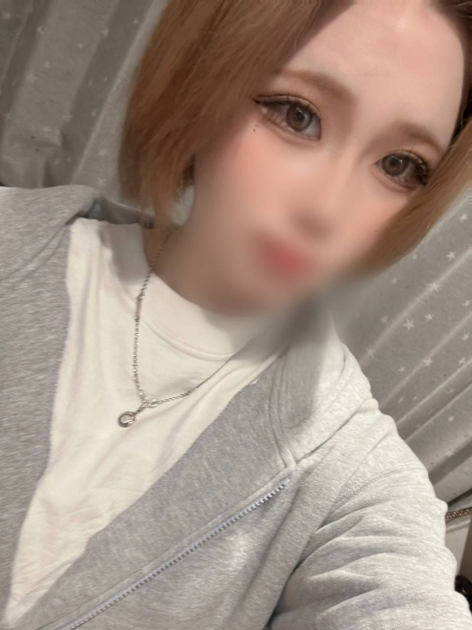 かおり|ZEROでおすすめの女の子