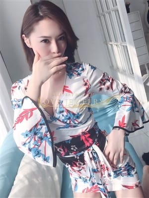 結城とあ|ラブジュエリーで評判の女の子