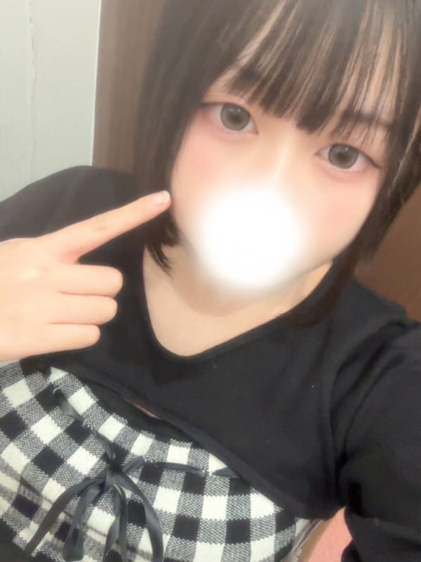 ひなの【潮吹きっしちゃう黒髪ボブ】