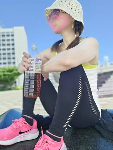 りこ【反則級の神乳】|okinawa -銀ノ翼-でおすすめの女の子