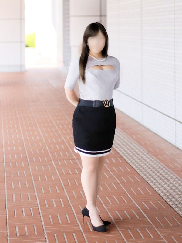 水森よしみ【キスで濡れちゃうFカップマダム】