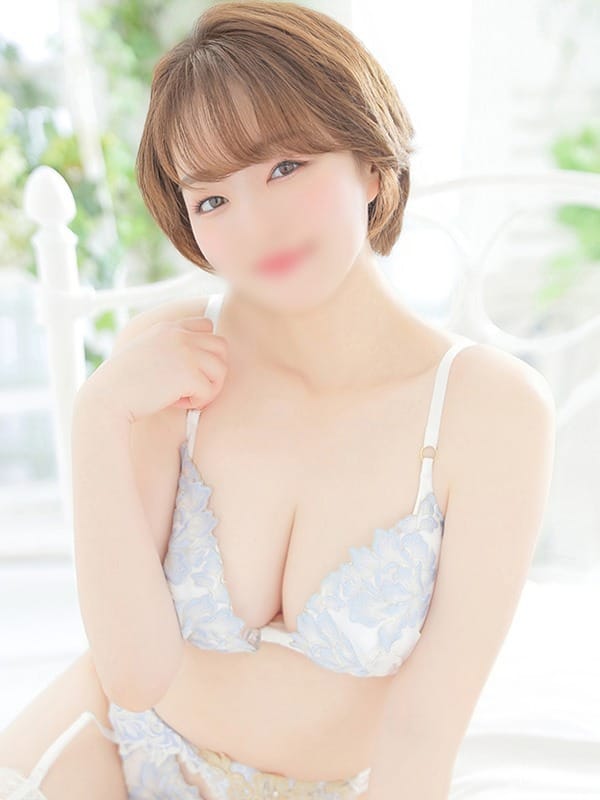 こはく|ブルーラグーンで評判の女の子