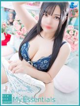 りり|My Essentials 池袋でおすすめの女の子