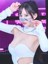 るるな▼· . ·▼♡|美人研究所でおすすめの女の子