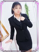 鶴田ふあ|e女商事 池袋店でおすすめの女の子