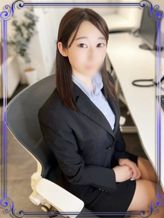 井上ななか|e女商事 池袋店でおすすめの女の子