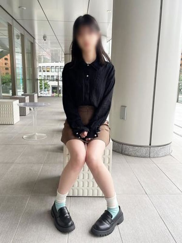 りま|手コキ研究会でおすすめの女の子