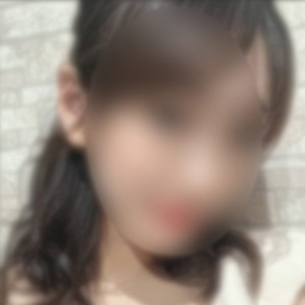 えみり