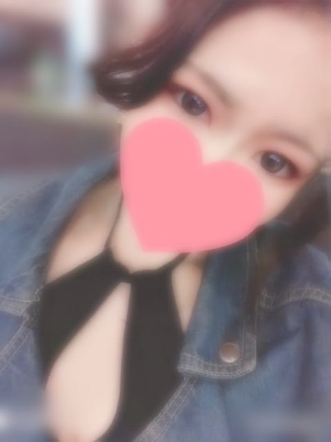 ななこ