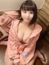 えな|アムールクリスタルでおすすめの女の子