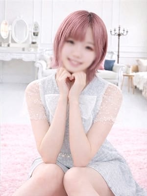 ひなた|アムールクリスタルで評判の女の子