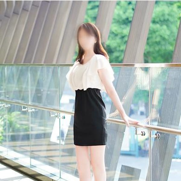 夏堀みな子