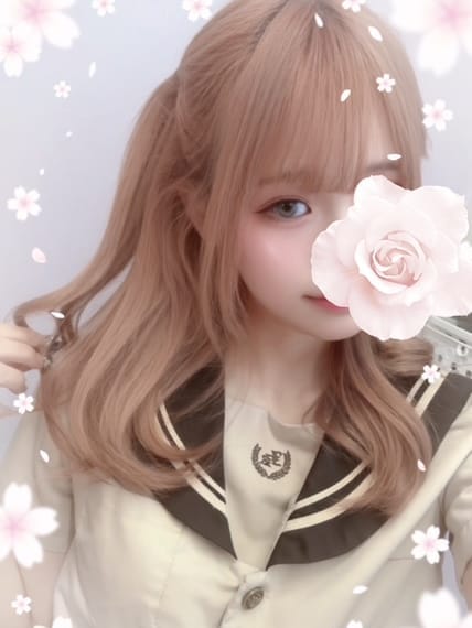 ちふゆ|オフホワイトでおすすめの女の子