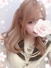 ちふゆ|オフホワイトでおすすめの女の子