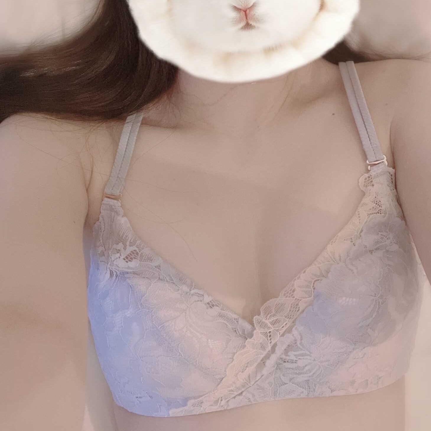 ひかり【☆色気あふれる癒し系美少女☆】 | オフホワイト(八王子)