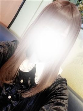 ユア|福島エリーで評判の女の子