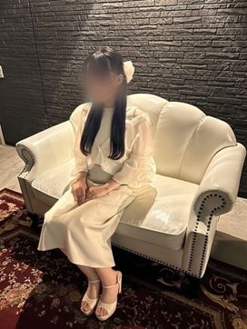 かほ|ニュークラウンで評判の女の子