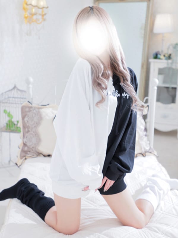 らと|ろいやるくらぶで評判の女の子