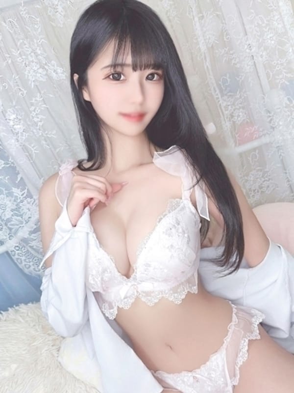 まりん|E+アイドルスクールでおすすめの女の子