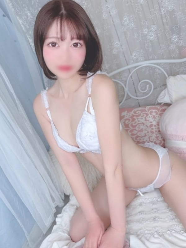 えま|錦糸町風俗で今すぐ遊べる女の子