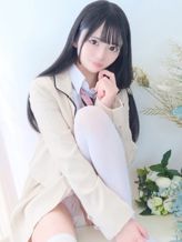 みお|E+アイドルスクールでおすすめの女の子