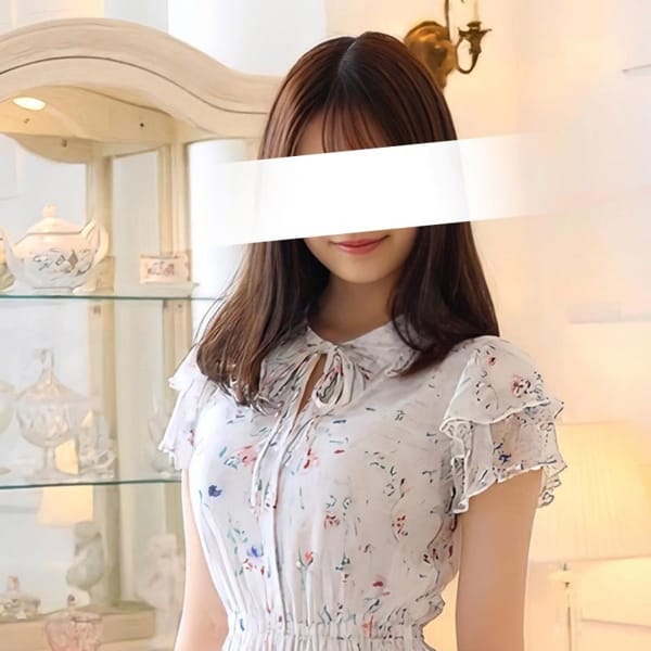 「みな 22歳  T165cm B84(D) W56 H85」04/16(木) 20:35 | ルピナスのお得なニュース