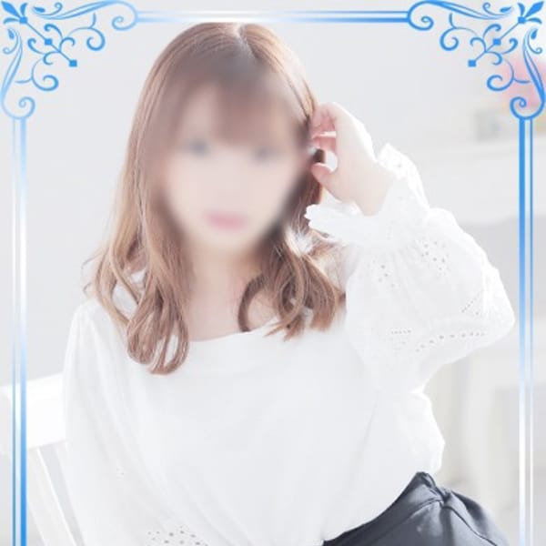 あなたを癒す極上のキレカワセラピスト『星奈』さん出勤中♪|シンデレラエステ