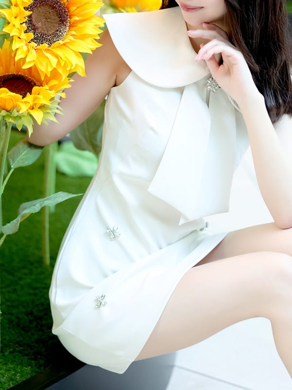 銀野 すみれ|テレジア名古屋で評判の女の子