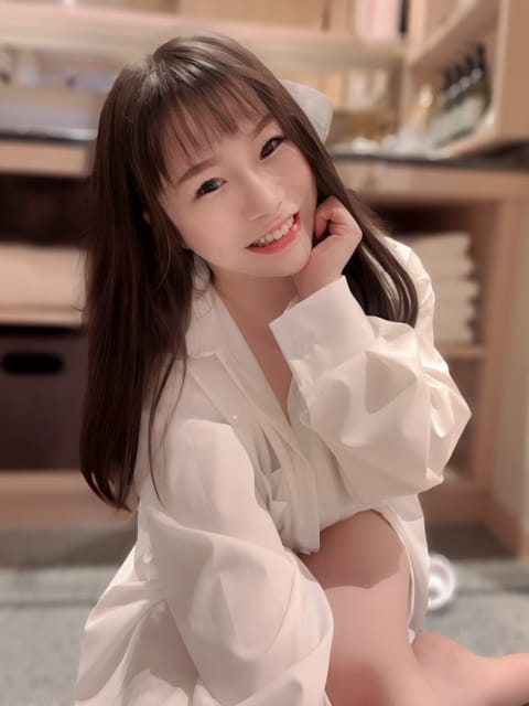 なつき(紫音)のプロフ写真5枚目